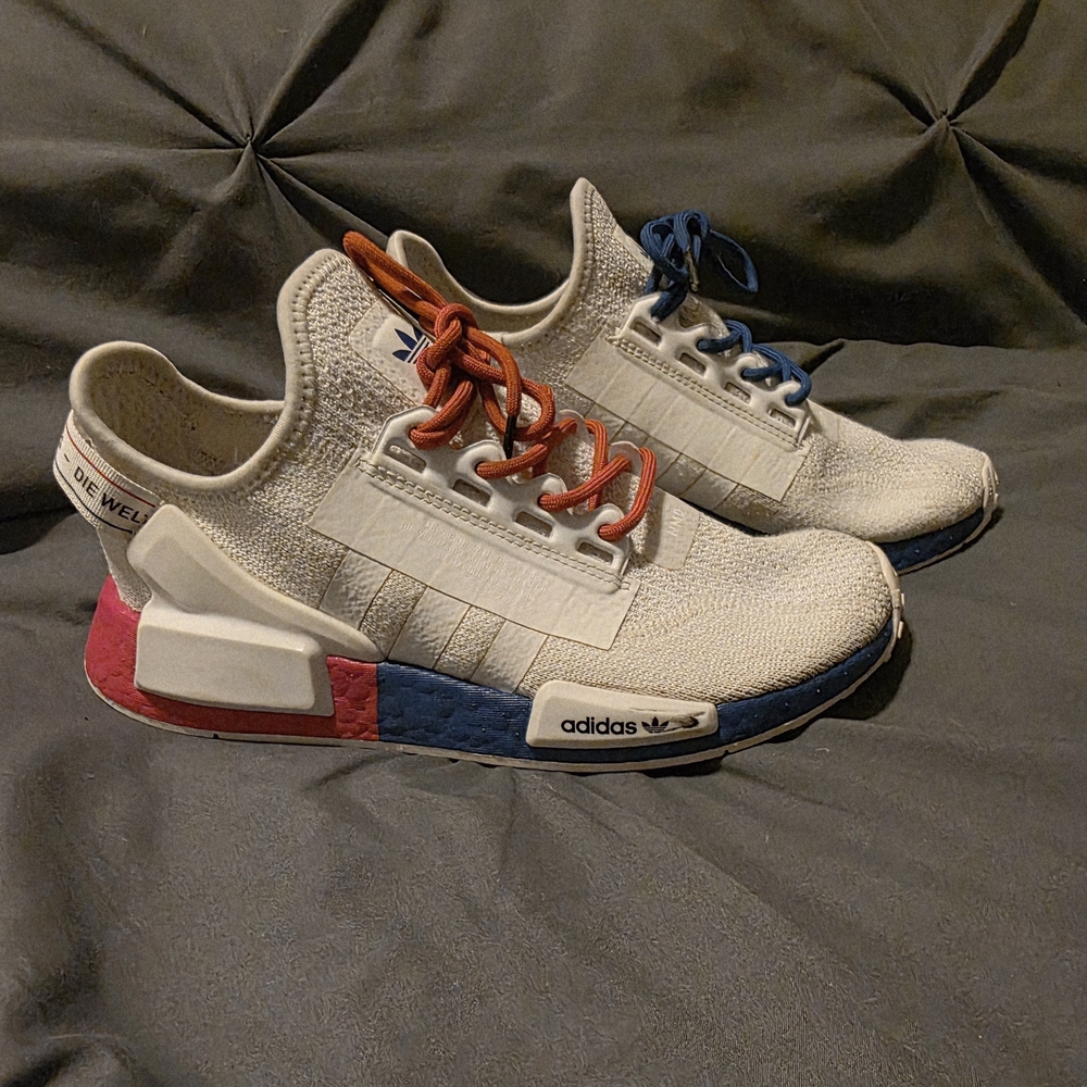 Adidas Men's White, Red, and Blue Sneakers